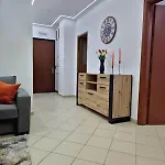 Orange * Sarandë
