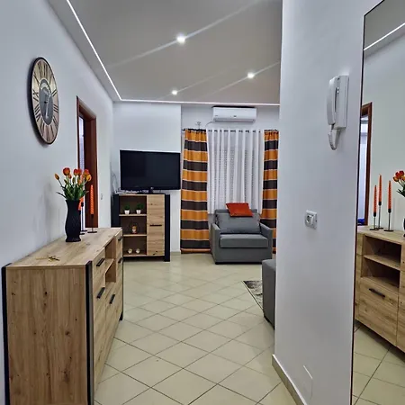 Orange Apartamento *